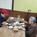 어머니와 저녁 외식